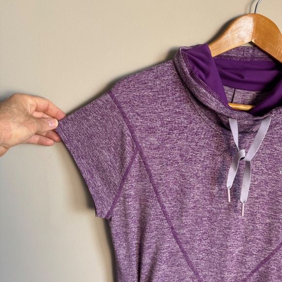 Adidas Women's Short Sleeve Athletic High Neck Top Purple Small Activewear Gym - Picture 2 of 15
